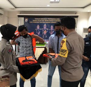 Jurnalis Ternate Dapat Rompi Liputan ‘Anti’  Ricuh di HUT Humas Polri ke-69