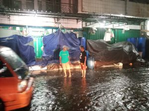 Wawali Gerak Saat Bastiong Dikepung ‘Banjir’