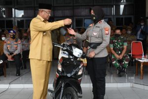 Pemkot Tidore Dan Polda Malut Gelar Gebyar Vaksin Berhadiah Puluhan Door Prize