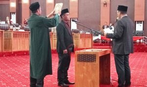 Dilantik Anggota DPRD Malut, Darwis Janji Siap Berjuang di Dapil V
