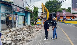BPJN Malut Kembali Atasi Banjir di Kota Ternate