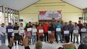 Walikota  Salurkan Bantuan DID Ke Masyarakat Kecamatan Oba Tengah