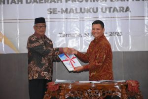 Walikota Tikep Serahkan Laporan Keuangan Ke BPK RI