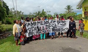 Diduga Bermuatan Politik, Warga Tolak Pj Kades Pelita Jaya