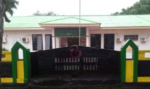 Soal DD, Mantan Kades Gamsungi Dilaporkan ke Kejari Halbar