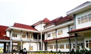 DPRD Halbar Gowes To Shool Berbagi Pengetahuan