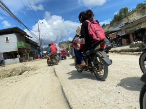 Warga Lelief dan Lukolamo Halteng Keluhkan Kondisi Jalan Nasional