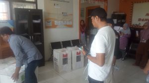 Panwascam Pulau Ternate Awasi Proses Distribusi Logistik Pemilu