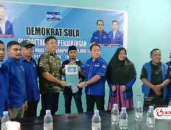 HT Ambil Formulir Demokrat Siap Bertarung di Pilkada Sula