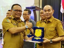 Pemda Halbar Raih Dua Penghargaan