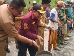 Hadiri Pengecoran Jembatan Penghubung Antar Desa, Ini Kata Pemda Sula