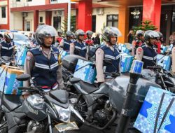 Polda Distribusi 8.000 Paket Bansos Untuk Warga Maluku Utara