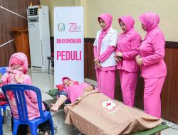 Bhayangkari Maluku Utara Gelar Donor Darah dan Khitanan Massal Gratis