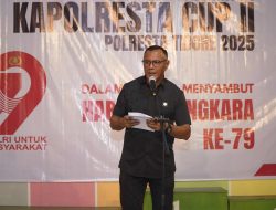 Tutup Badminton Kapolresta Cup, Walikota Tidore Butuh Kolaborasi Bangun Daerah