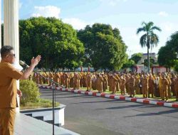 Wawali Tidore Ingatkan Disiplin Pegawai dan Salurkan 1 Unit Bus Sekolah