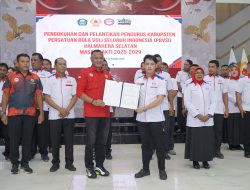 Wali Kota Tidore Hadiri Pelantikan Pengurus PBVSI Halsel