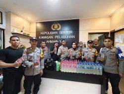 Polsek Ahmad Yani Amankan Ratusan Botol Captikus di Kapal KM Permata Obi