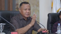 Wali Kota Tidore Kepulauan Muhammad Sinen memberikan arahan dalam acara penandatanganan NPHD dan BAST Hibah Barang Milik Daerah ke Bakamla RI (2)