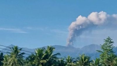 Pemprov Malut Imbau Warga Tetap Waspada Dengan Aktivitas Gunung Dukono 