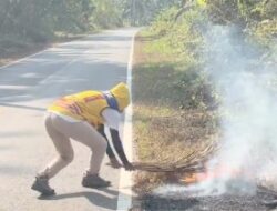 BPJN Malut Sigap Padamkan Kebakaran Lahan di Ruas Jalan Mafa-Matuting