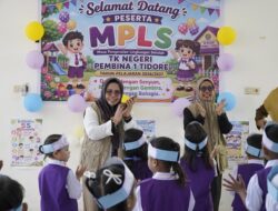 Hari Pertama Sekolah, Bunda PAUD Tidore Monitoring MPLS TK-PAUD