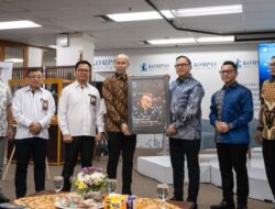 Luncurkan Buku, Harita Nickel Abadikan Keindahan Laut Pesisir Barat Pulau Obi